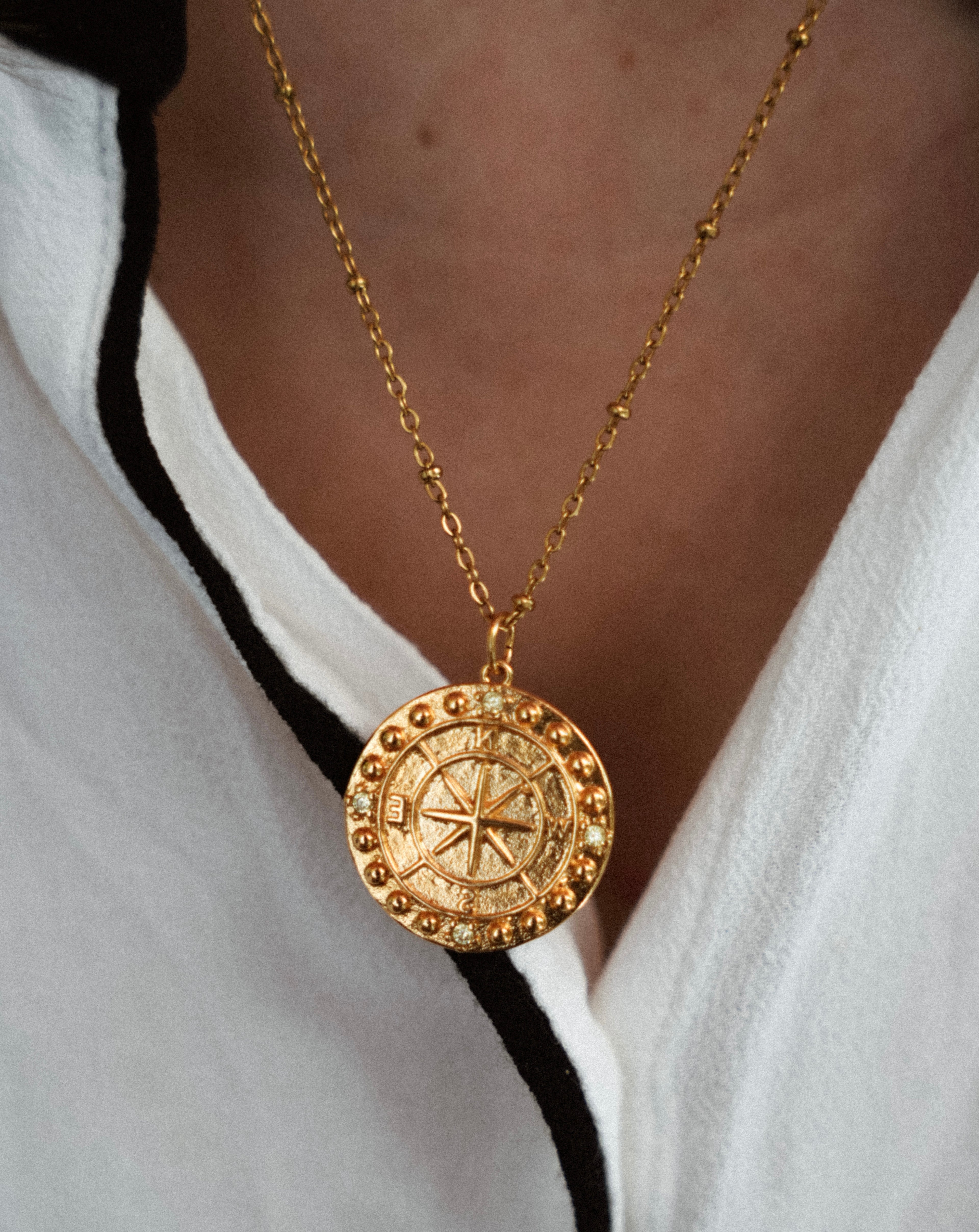 Collier boussole