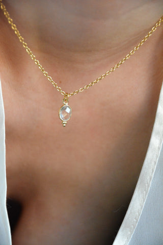 Collier mystère cristal