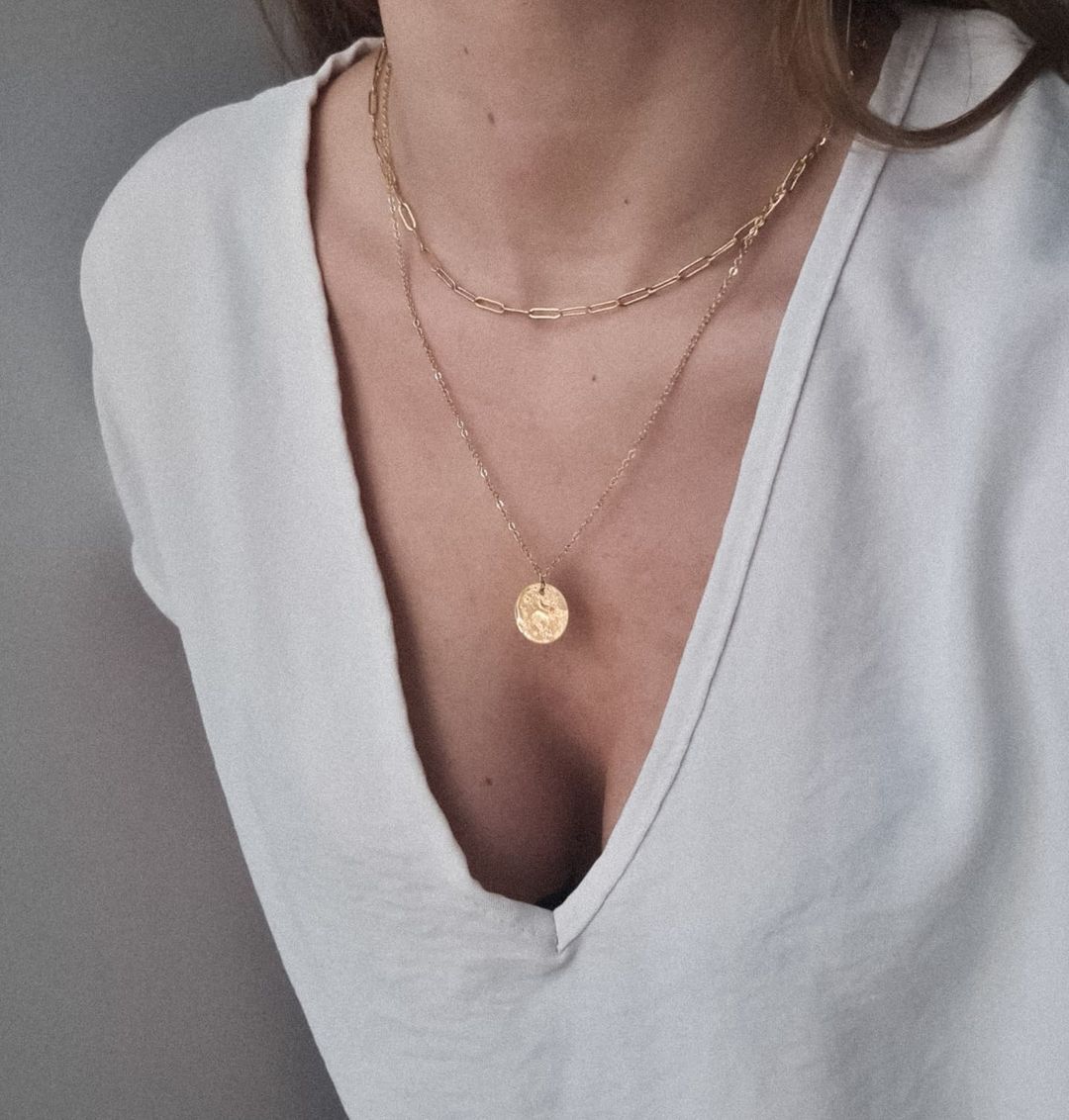 Collier Nola