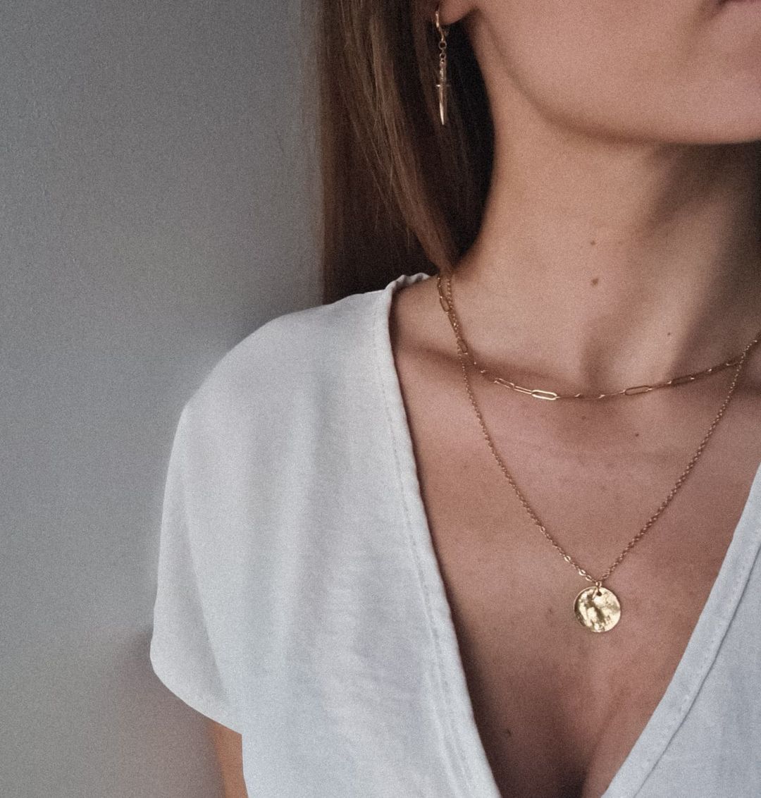 Collier Nola